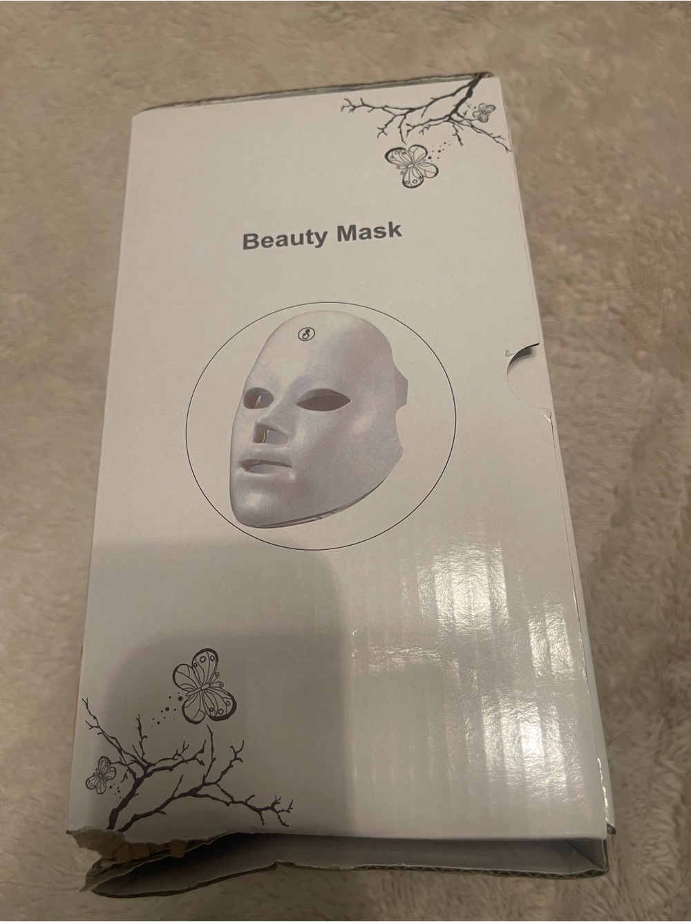 LED Beauty Mask - Picture 4 of 8